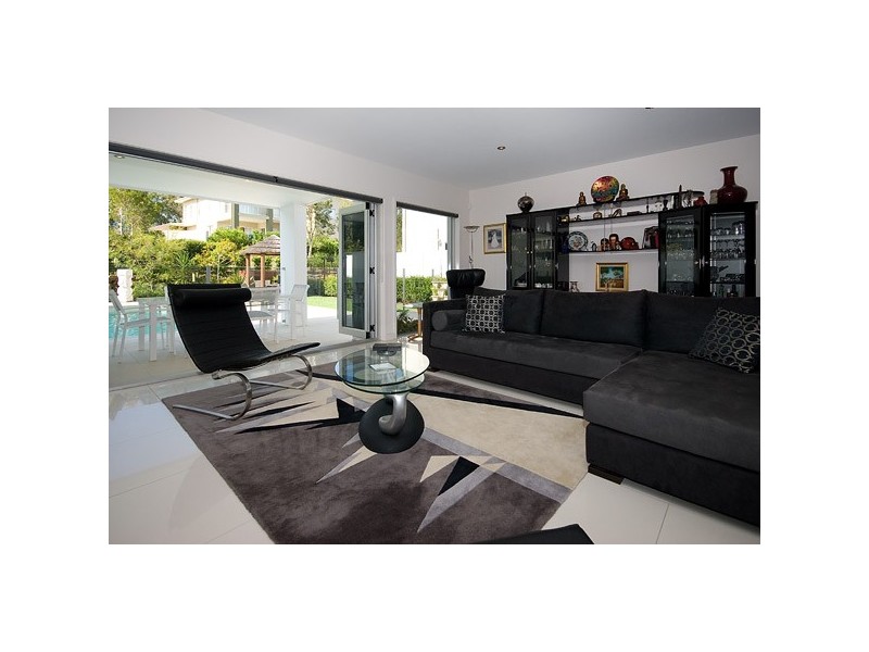 6013B The Boulevarde, Benowa QLD 4217