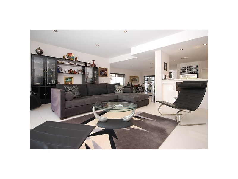 6013B The Boulevarde, Benowa QLD 4217