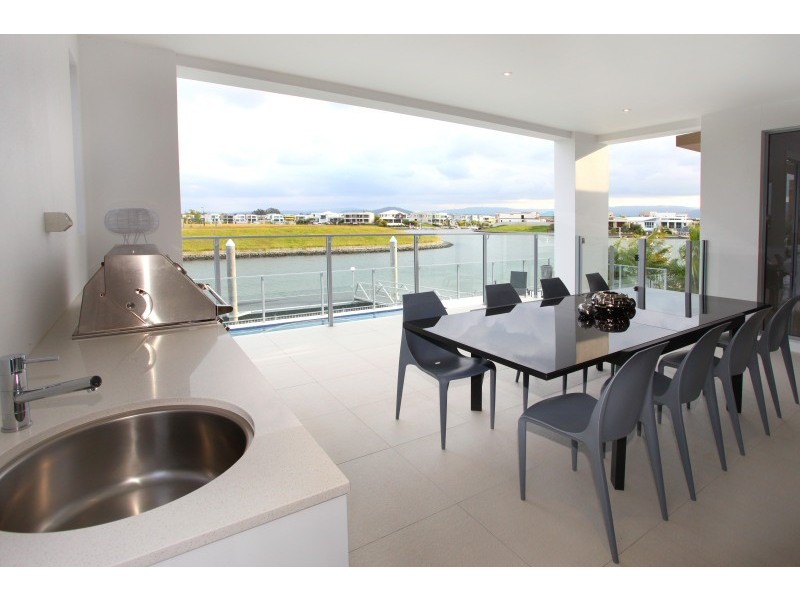 Lot 843, 106 River Links Boulevard East, Helensvale QLD 4212