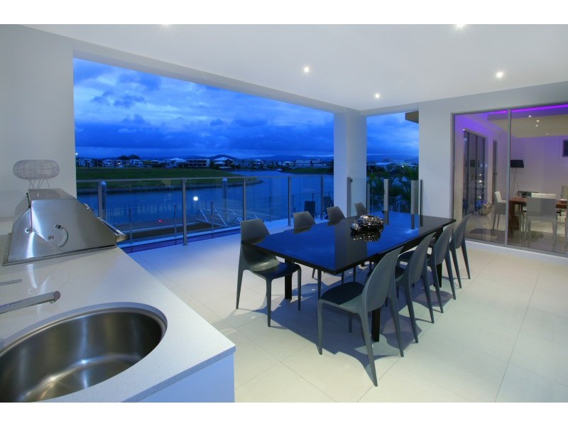 Lot 843, 106 River Links Boulevard East, Helensvale QLD 4212