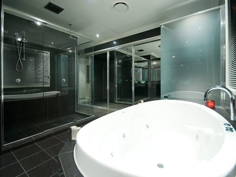 1003 Lakeview Terrace, Royal Pines Resort, Benowa QLD 4217