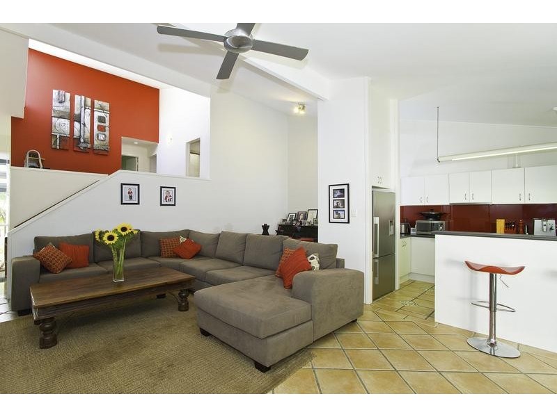 12/9 Freyburg St, Sorrento QLD 4217