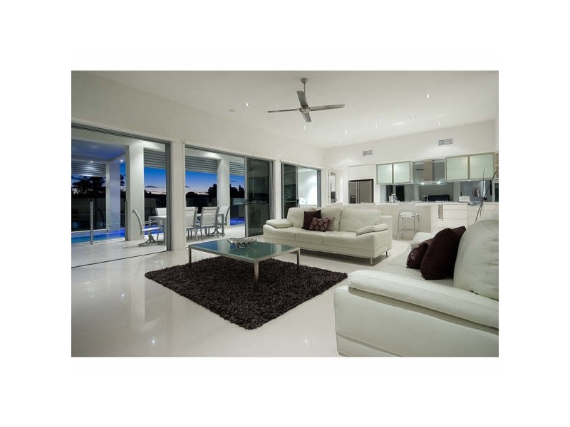 1055 LAKEVIEW TERR, ROYAL PINES RESORT, Benowa QLD 4217