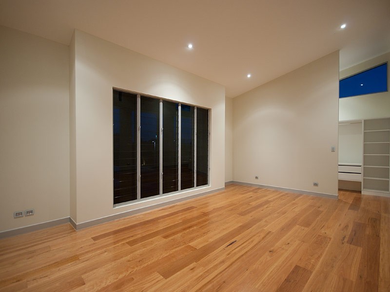 3023 The Boulevarde, Benowa QLD 4217