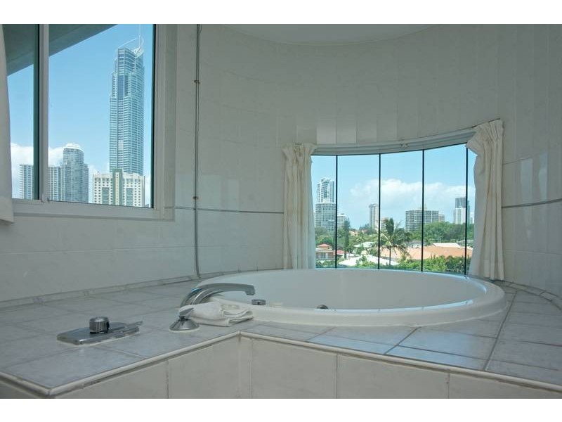 Lot 9, 402/7 Mallana Street, Surfers Paradise QLD 4217