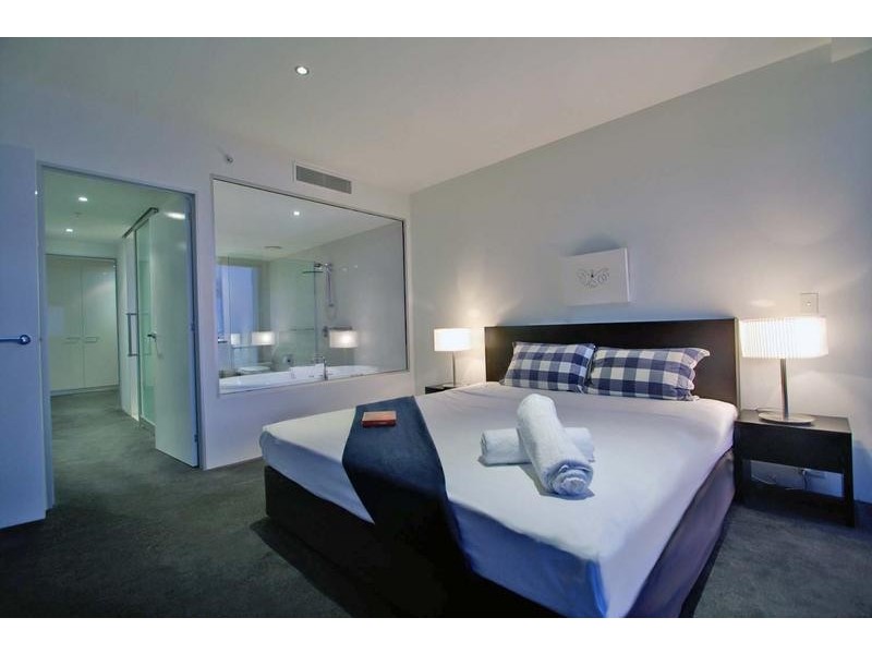 1392/9 Ferny Ave, Surfers Paradise QLD 4217