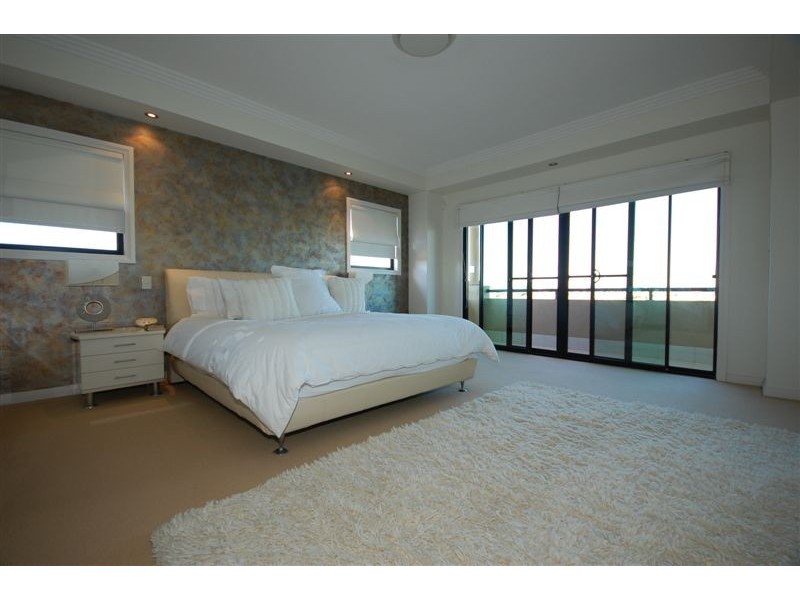 Benowa QLD 4217
