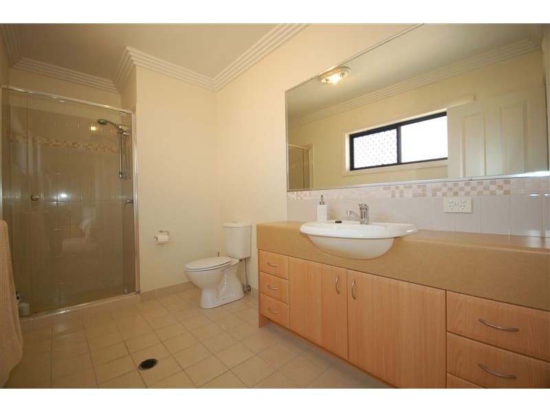 Benowa QLD 4217