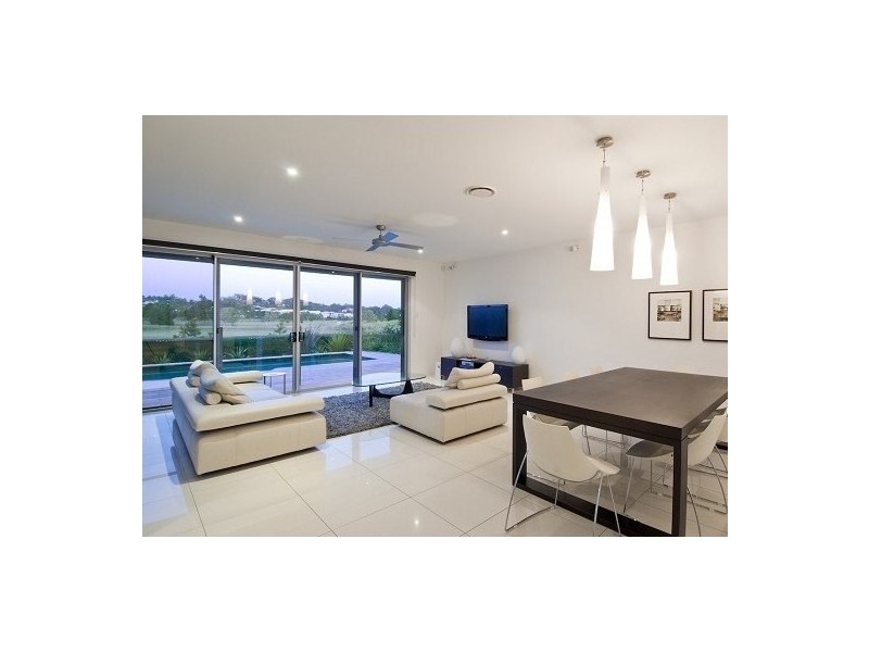 3024 The Boulevarde, Royal Pines Resort, Benowa QLD 4217