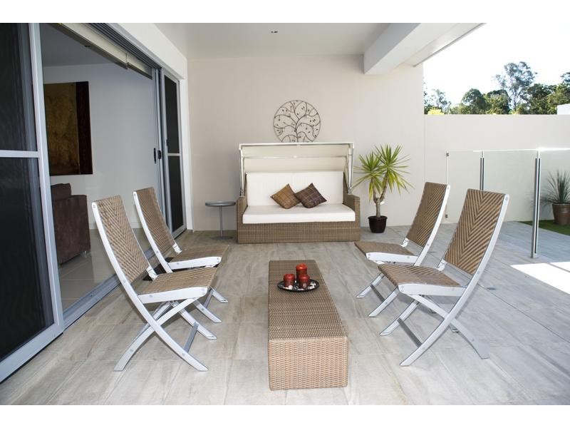 2/4023 Quayside, Benowa QLD 4217