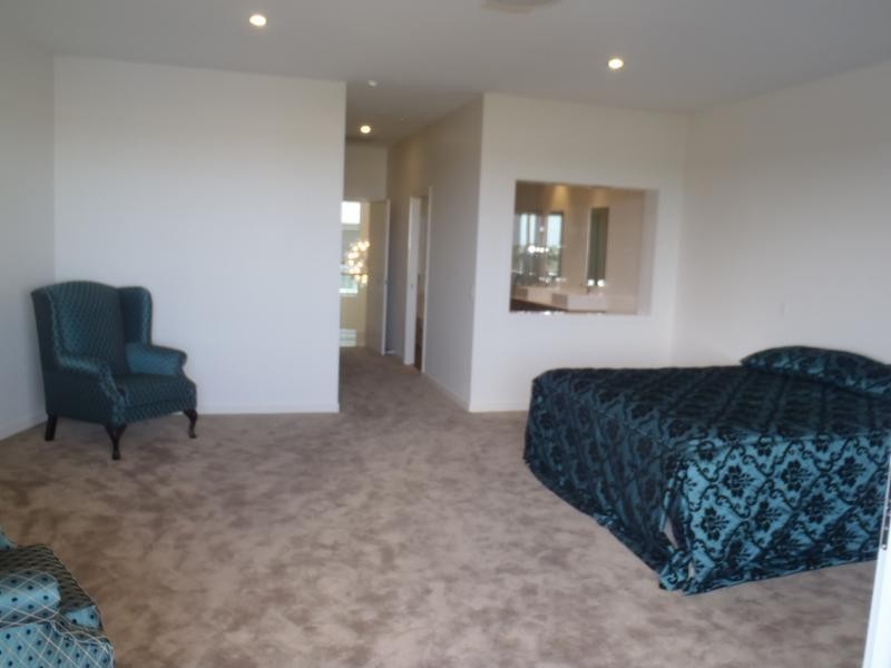 Carrara QLD 4211
