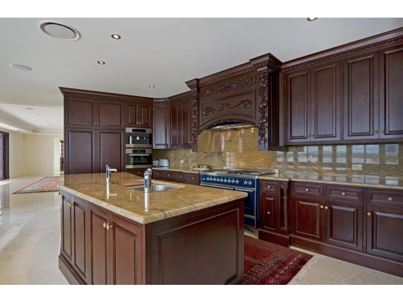 55 Knightsbridge Parade West, Paradise Point QLD 4216