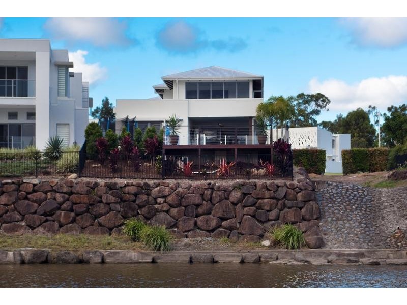 2016A The Boulevarde, Royal Pines Resort, Benowa QLD 4217