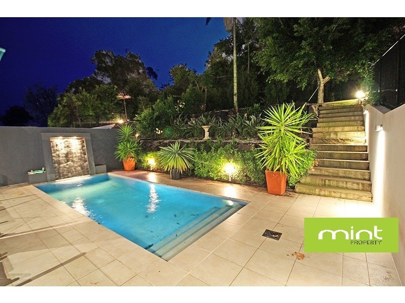 1011B Lakeview Terrace, Benowa QLD 4217
