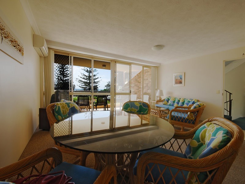 4-146 Pacific Parade, Bilinga QLD 4225