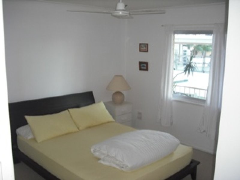 6/5 Douglas Street, Kirra QLD 4225