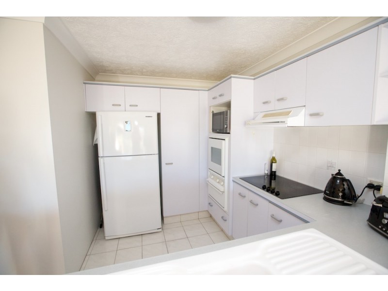 24/9 Ocean Street, Kirra QLD 4225