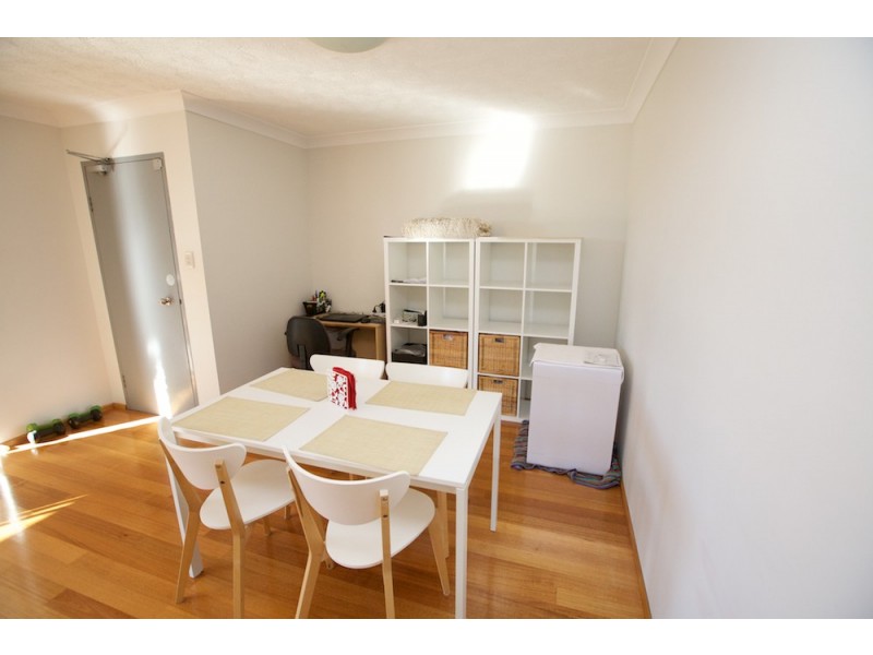 24/9 Ocean Street, Kirra QLD 4225