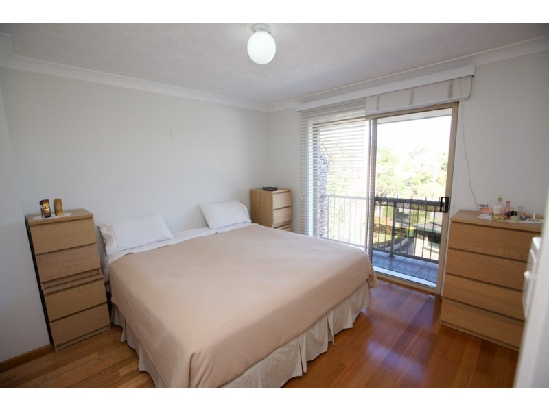 24/9 Ocean Street, Kirra QLD 4225