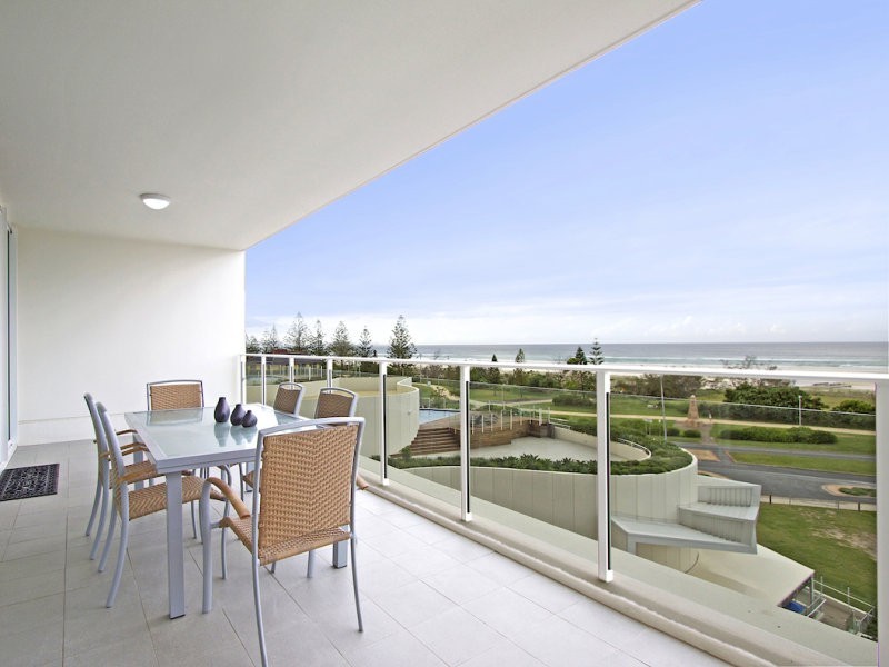 306 Creek Street, Kirra QLD 4225