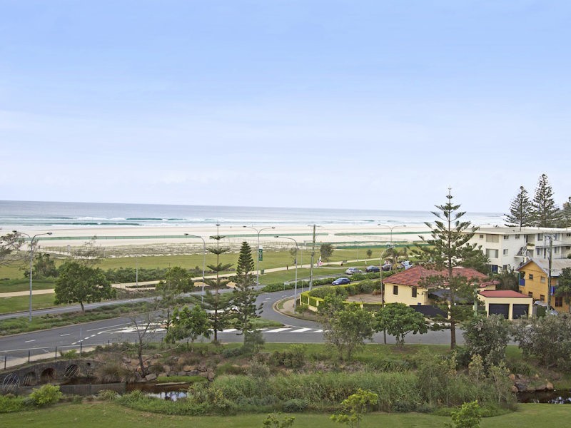 306 Creek Street, Kirra QLD 4225