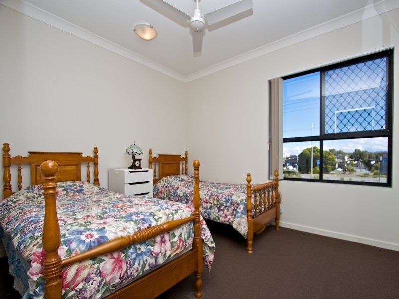 7/111-113 Golden Four Drive, Bilinga QLD 4225