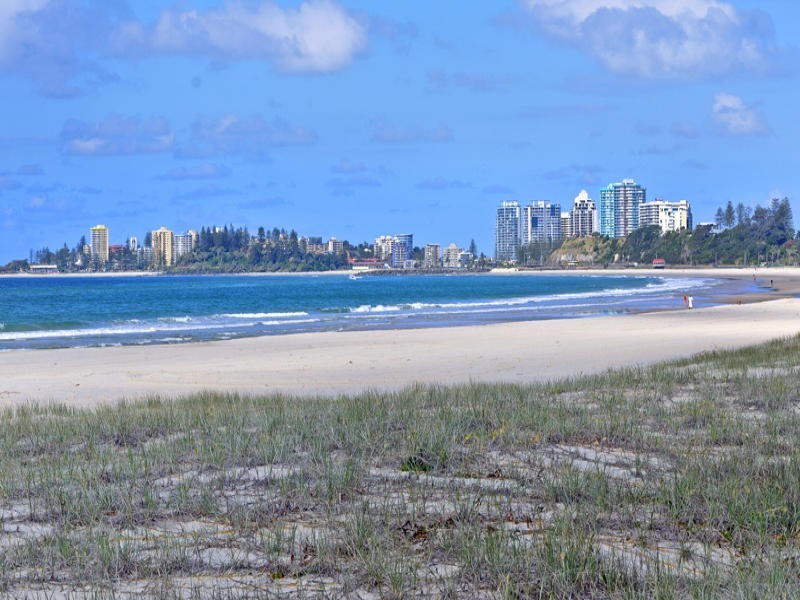 216 Pacific Parade, Bilinga QLD 4225