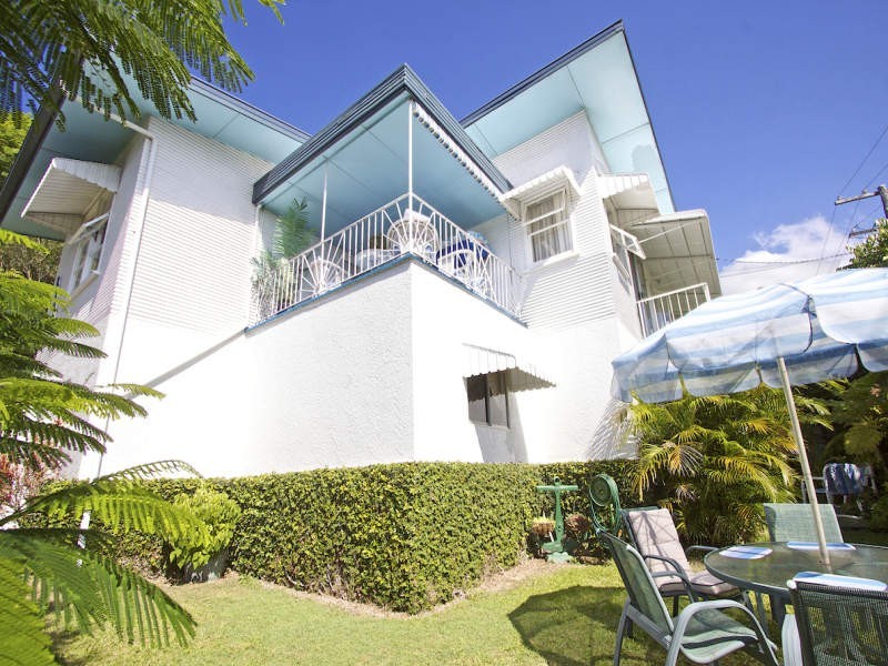 14 Tweed Street, Coolangatta QLD 4225