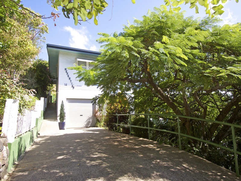 14 Tweed Street, Coolangatta QLD 4225