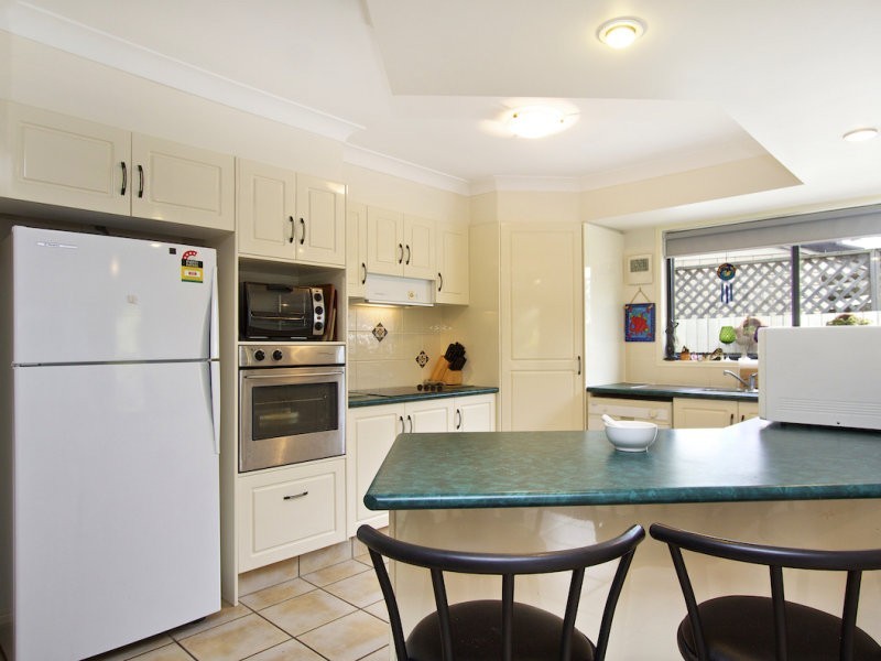 15 Foxhill Place, Banora Point NSW 2486