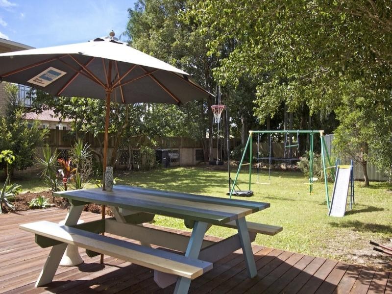 20 St Kilda Crescent, Tweed Heads West NSW 2485