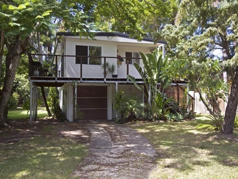 20 St Kilda Crescent, Tweed Heads West NSW 2485