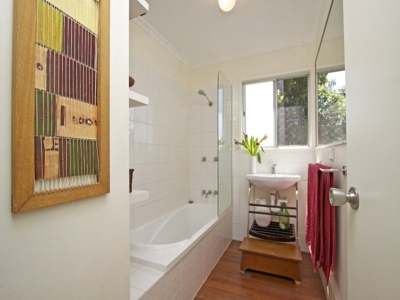 20 St Kilda Crescent, Tweed Heads West NSW 2485