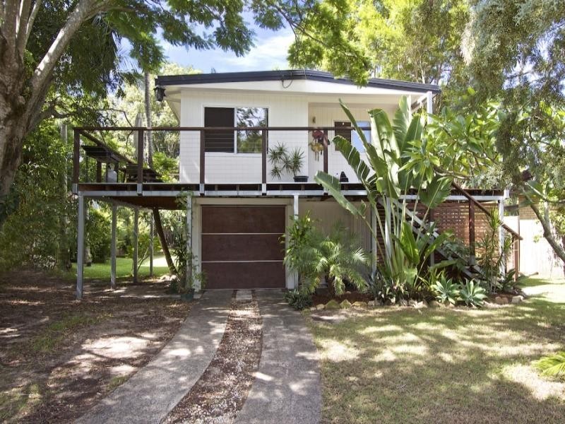 20 St Kilda Crescent, Tweed Heads West NSW 2485