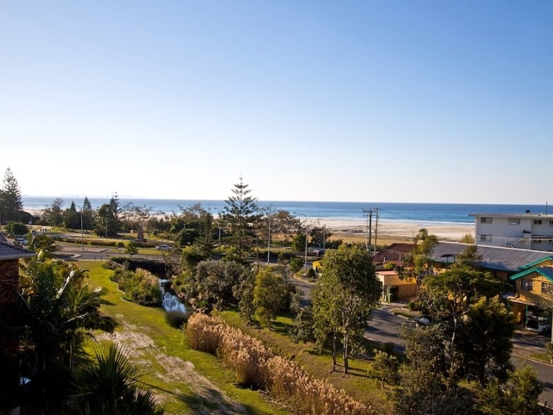 13-9 ‘South Beach’ South Street, Kirra QLD 4225