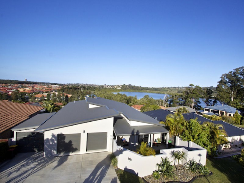 16 Daintree Close, Banora Point NSW 2486