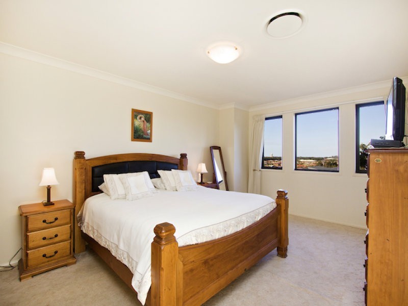 33 Daintree Close, Banora Point NSW 2486