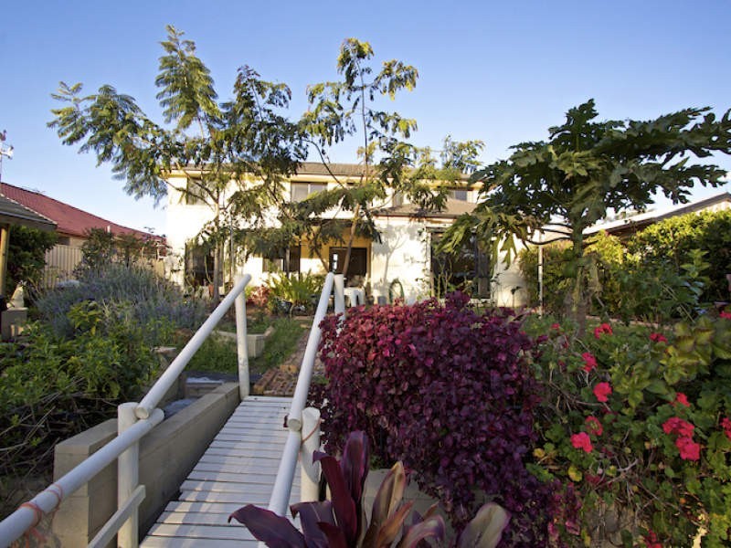 33 Daintree Close, Banora Point NSW 2486