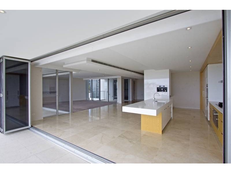 302 ELYSEE, 1 Haig Street, Kirra QLD 4225