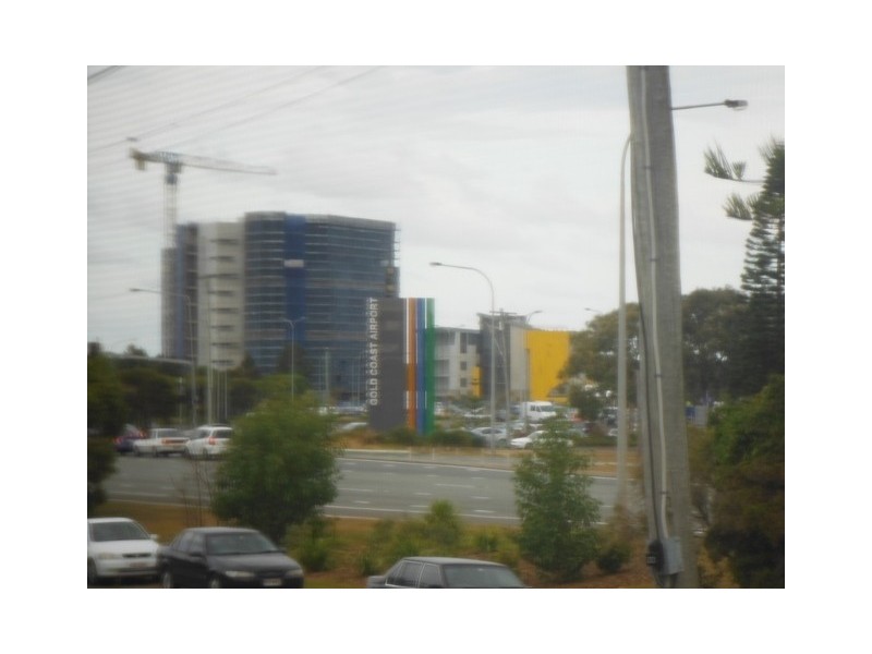 1/123 Golden Four Drive, Bilinga QLD 4225