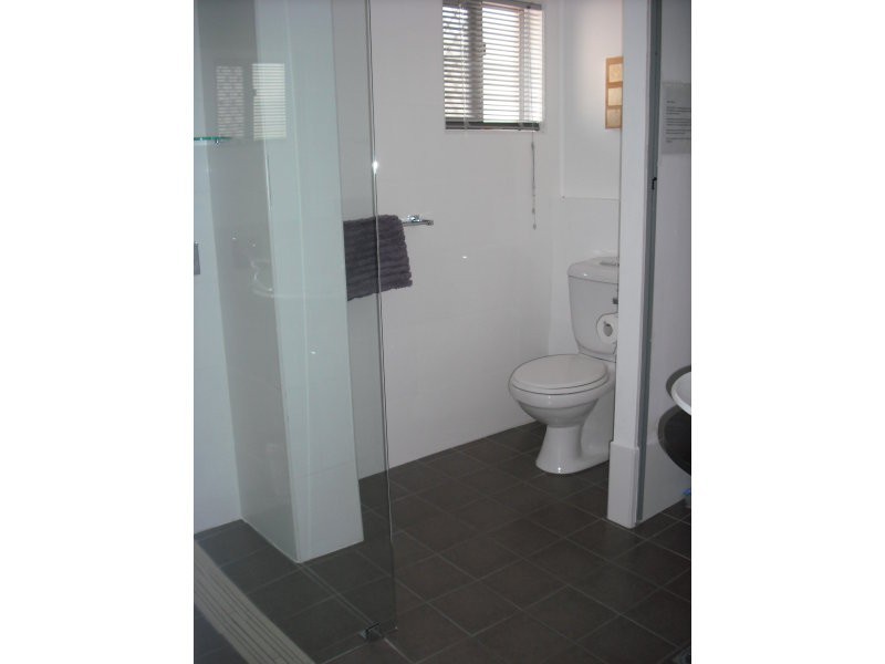 8 8 Tweed Street, Coolangatta QLD 4225