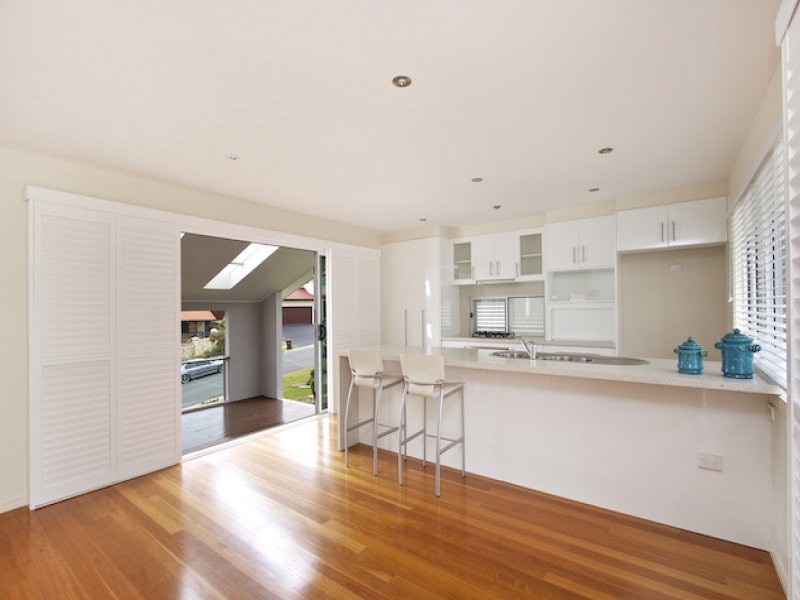 76 Botanical Circuit, Banora Point NSW 2486