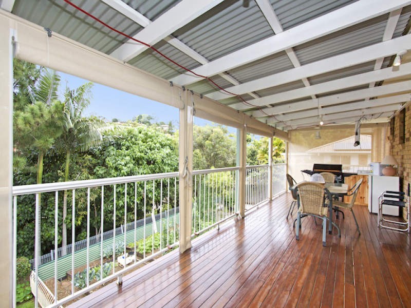 27 Glen Ayr Drive, Banora Point NSW 2486
