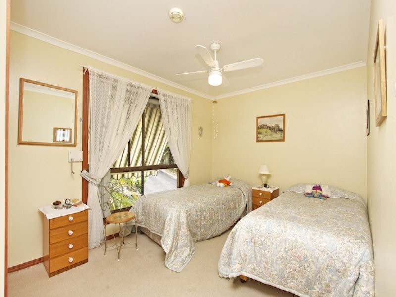 27 Glen Ayr Drive, Banora Point NSW 2486