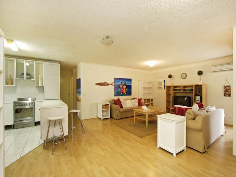 2/20 Pacific Parade, Bilinga QLD 4225