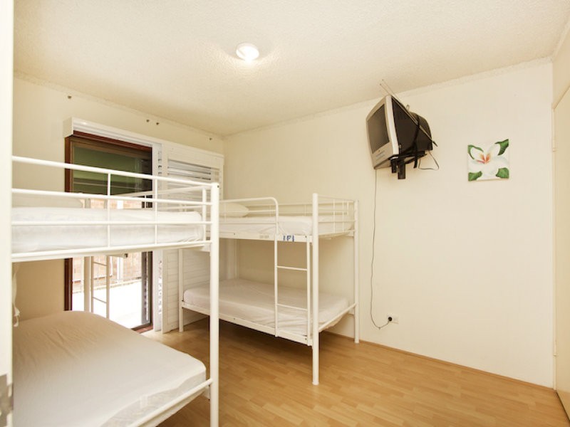 2/20 Pacific Parade, Bilinga QLD 4225