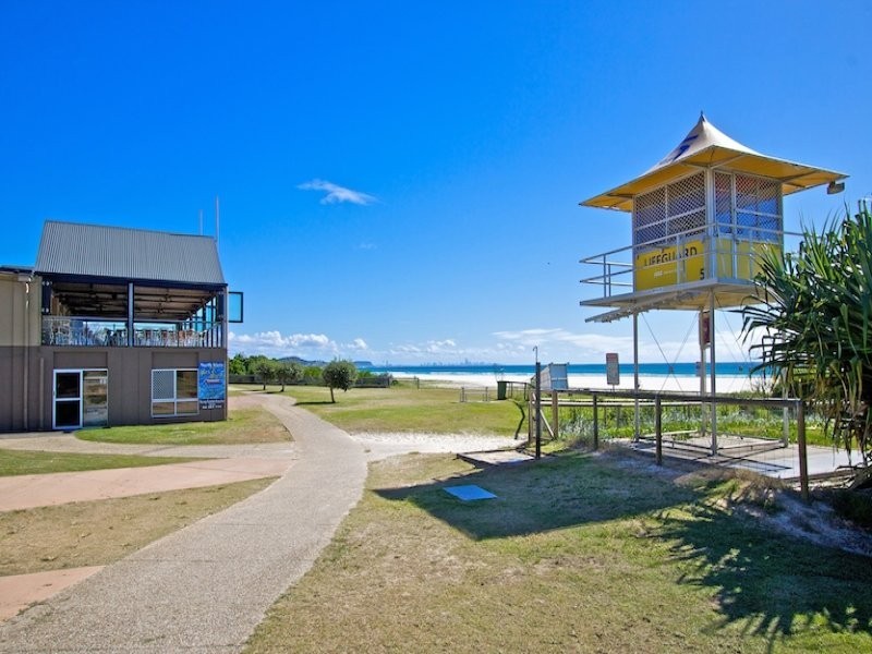 2/20 Pacific Parade, Bilinga QLD 4225