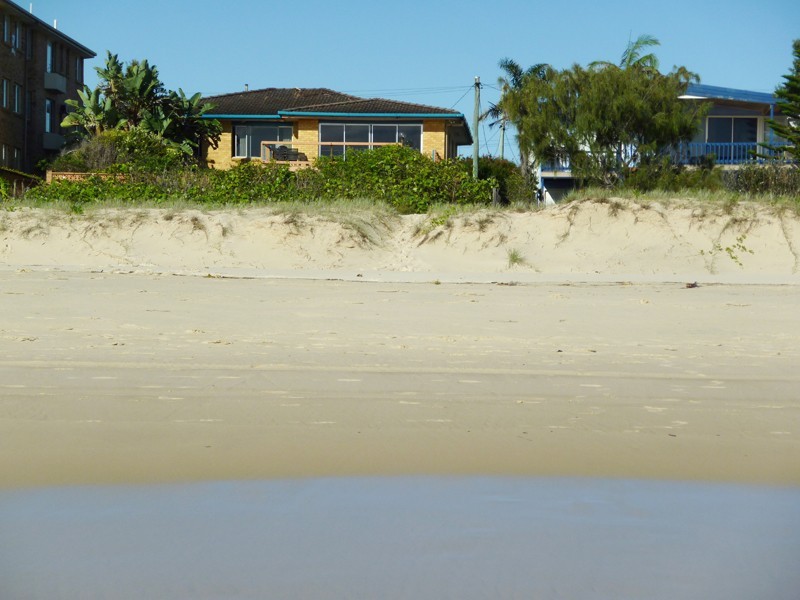 289A Golden Four Drive, Bilinga QLD 4225