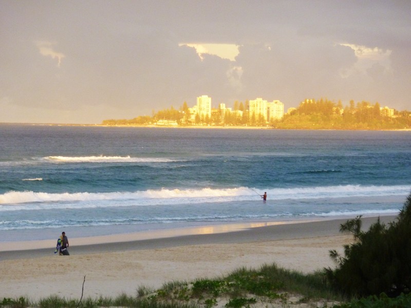 289A Golden Four Drive, Bilinga QLD 4225