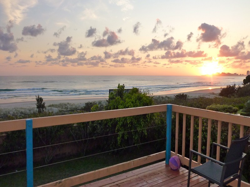 289A Golden Four Drive, Bilinga QLD 4225